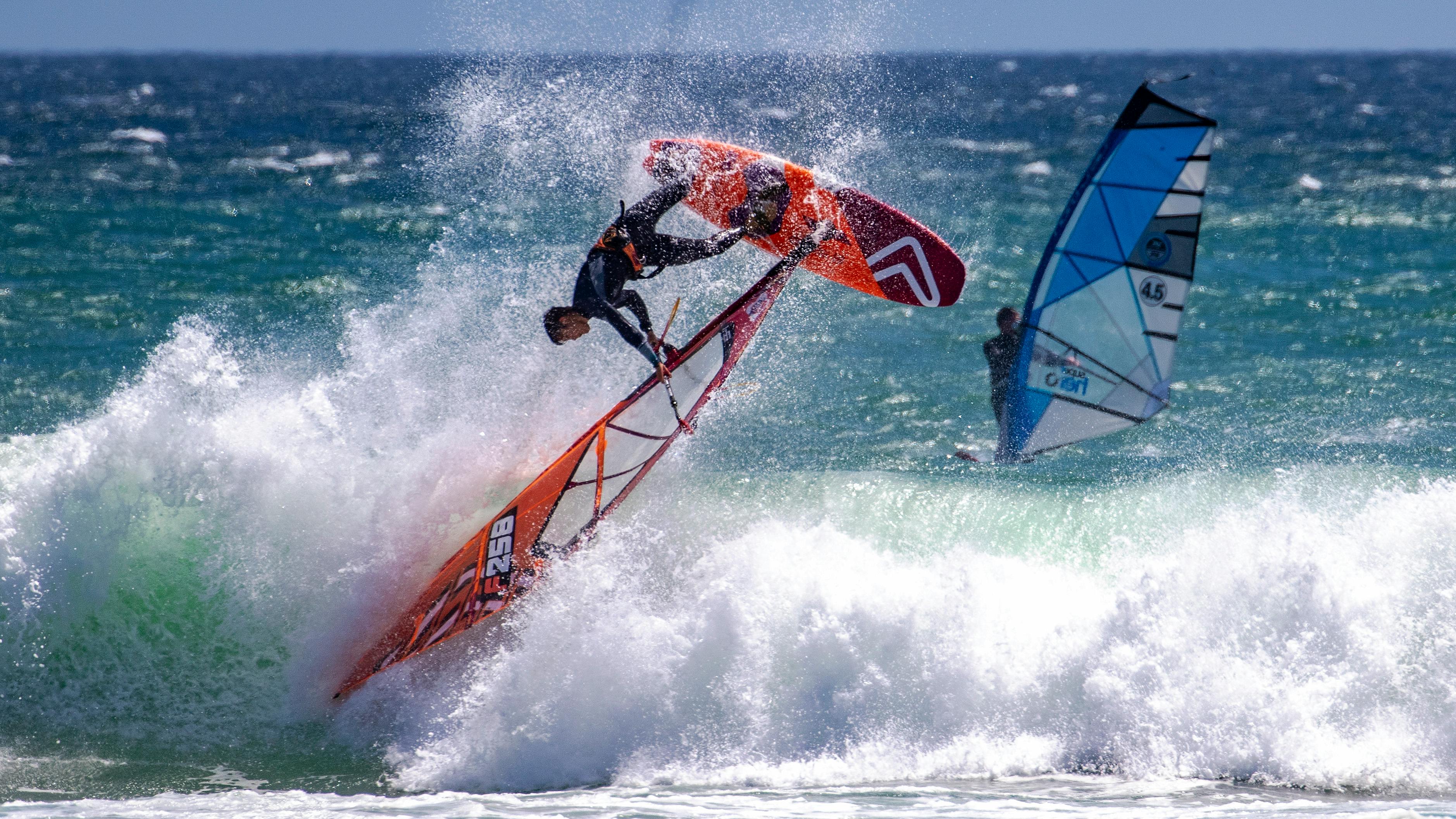 Windsurf